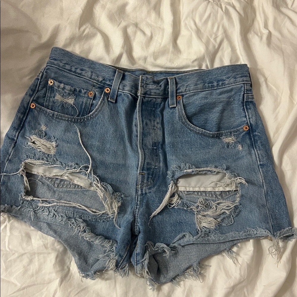 Levis 501 Destroyed Denim Jean Shorts Size 30